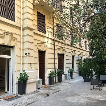 Apartman C1 Class Apartments, 2 Delux, Max 6 Persone Distante 15 Minuti A Piedi Da Fontana Di Trevi *
