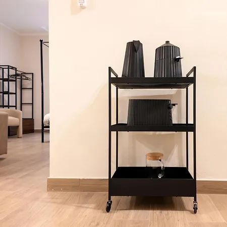 C1 Class Apartments, 2 Delux, Max 6 Persone Distante 15 Minuti A Piedi Da Fontana Di Trevi Appartement *