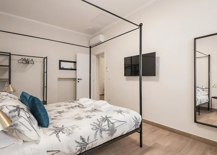 C1 Class Apartments, 2 Delux, Max 6 Persone Distante 15 Minuti A Piedi Da Fontana Di Trevi Апартаменты *